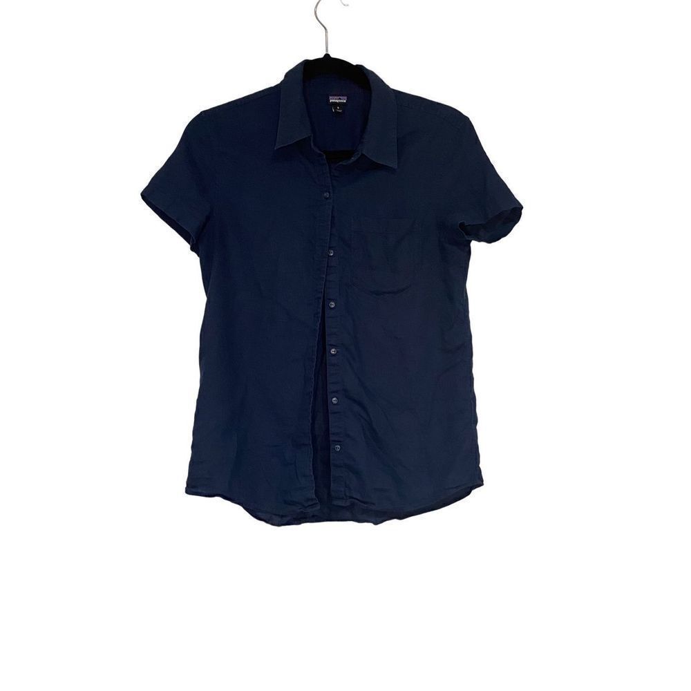 Patagonia Worn Wear Navy Blue Button Up Short Sleeved Blouse